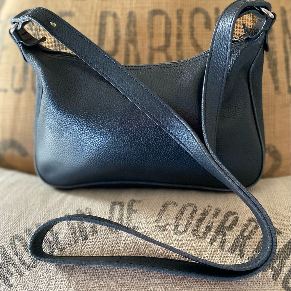 💯 GUARANTEED AUTHENTIC Longchamp Black Leather Crossbody Bag